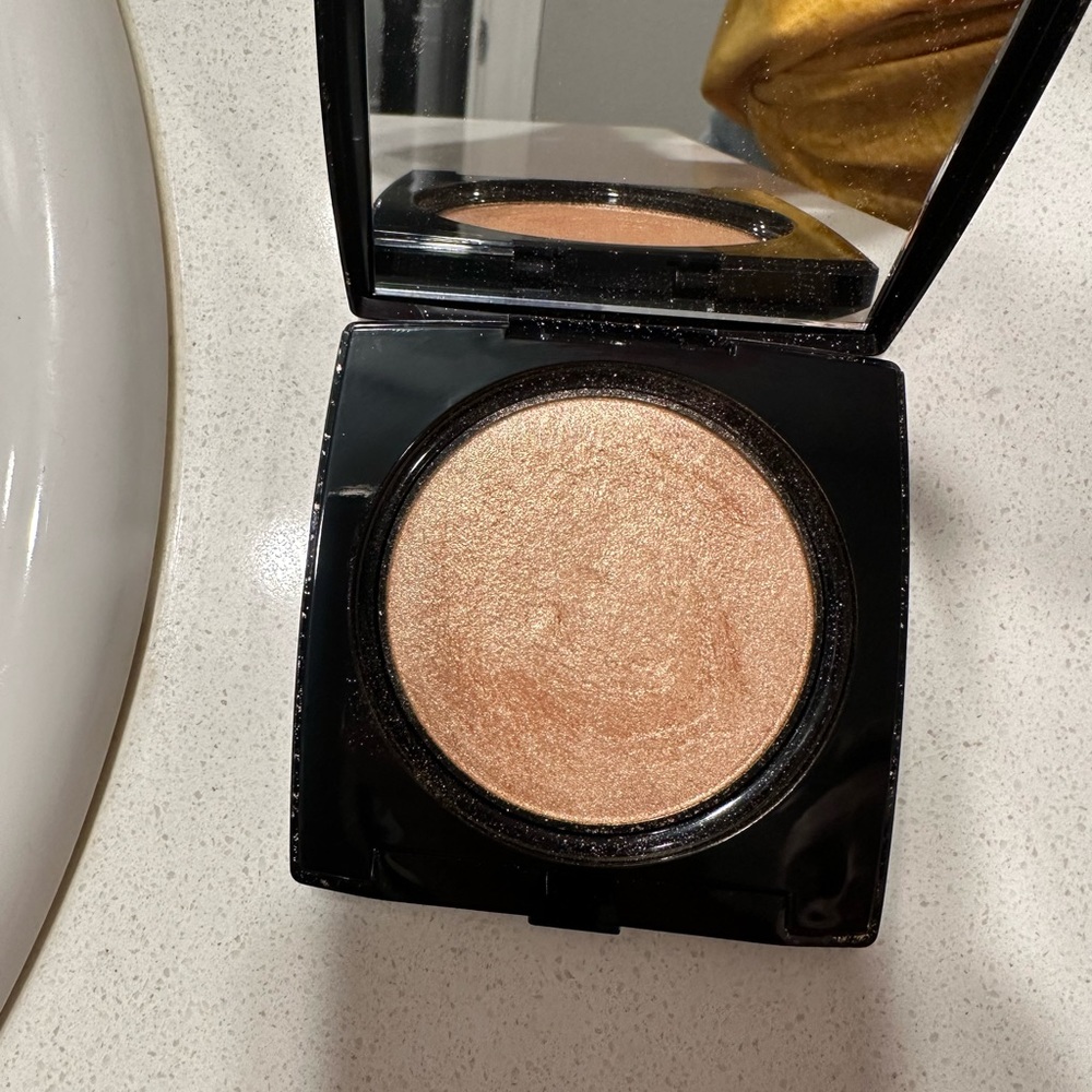 Lancôme dual finish highlighter